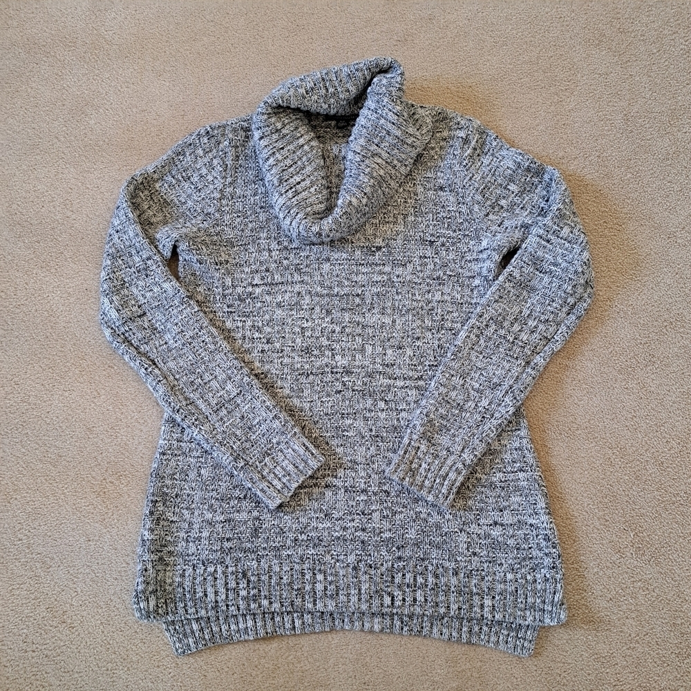 Hilary Radley Sweater Women's Size Small Grey Black Cowl Neck Chunky Knit